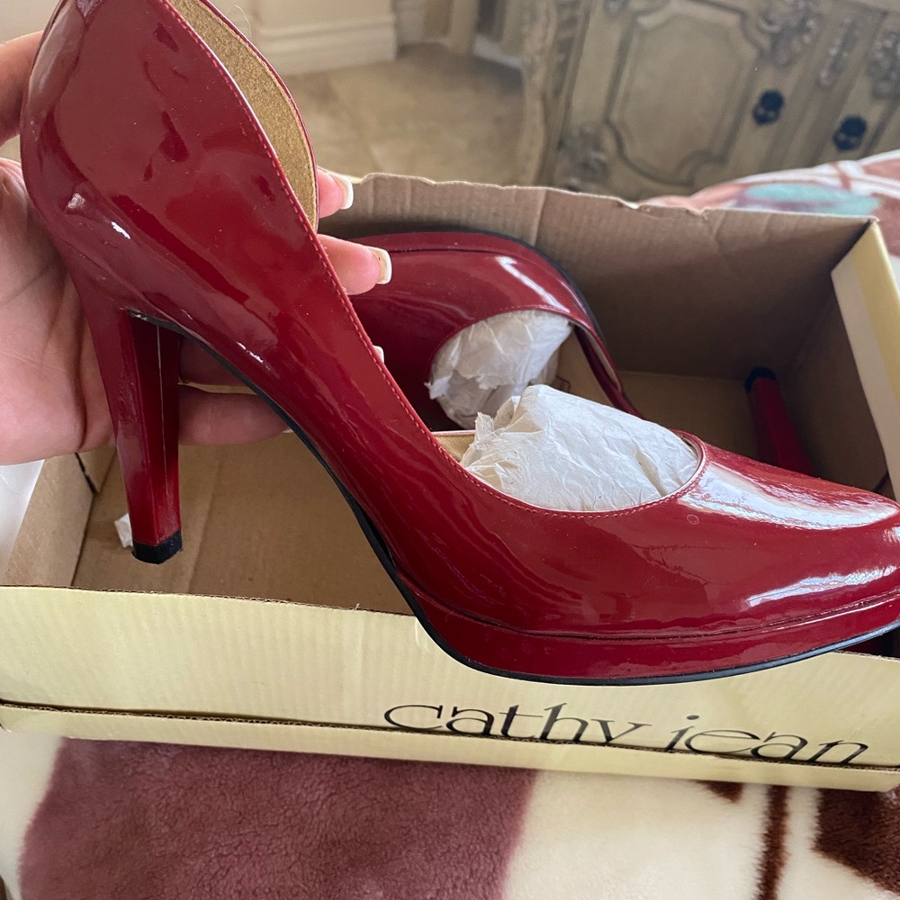 Cathy Jean Red Pumps